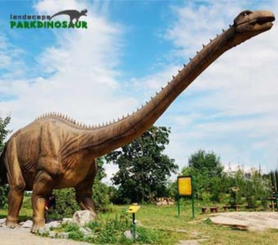 Dinozaur animatronic în mărime naturală pentru parc