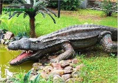 Animal realist în mărime naturală pentru parc